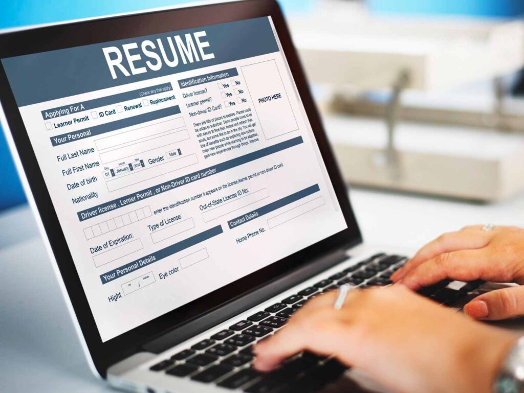 Affiliate Marketing Manager Resume: Essential Skills and Examples