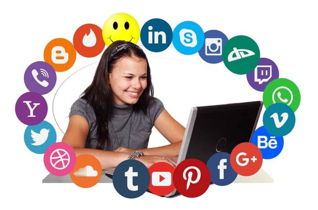 girl using laptop social media